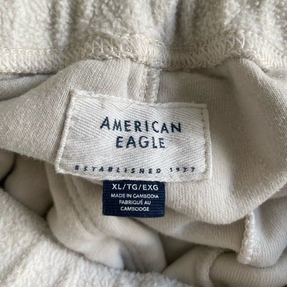 American Eagle - Reverse Fleece Short - Color: Cappuccino - Size XL - Picture 4 of 4